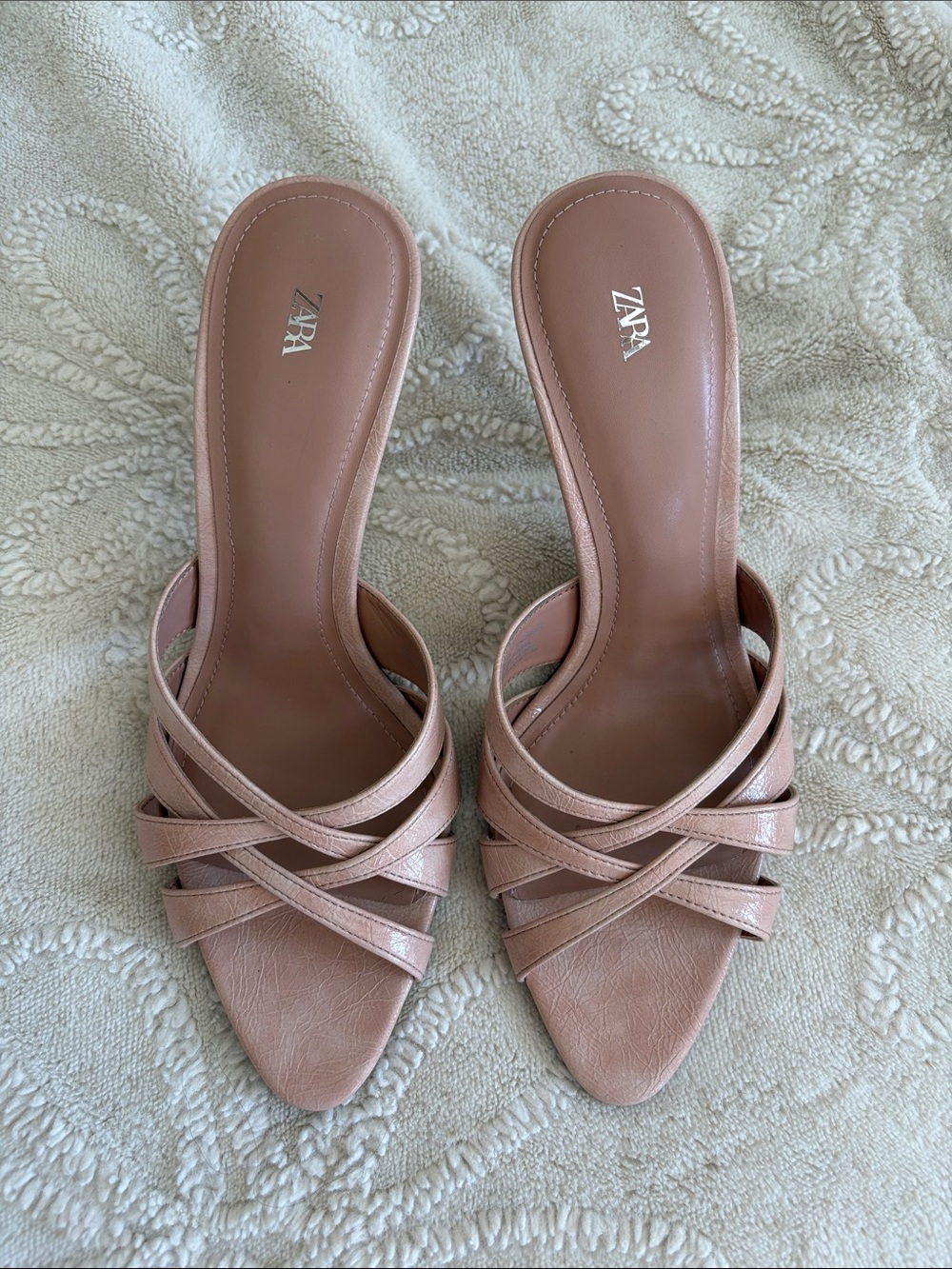 Zara kitten heels